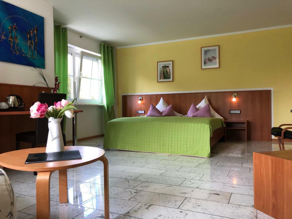 Hotel Muehleinsel Kenzingen Exteriör bild