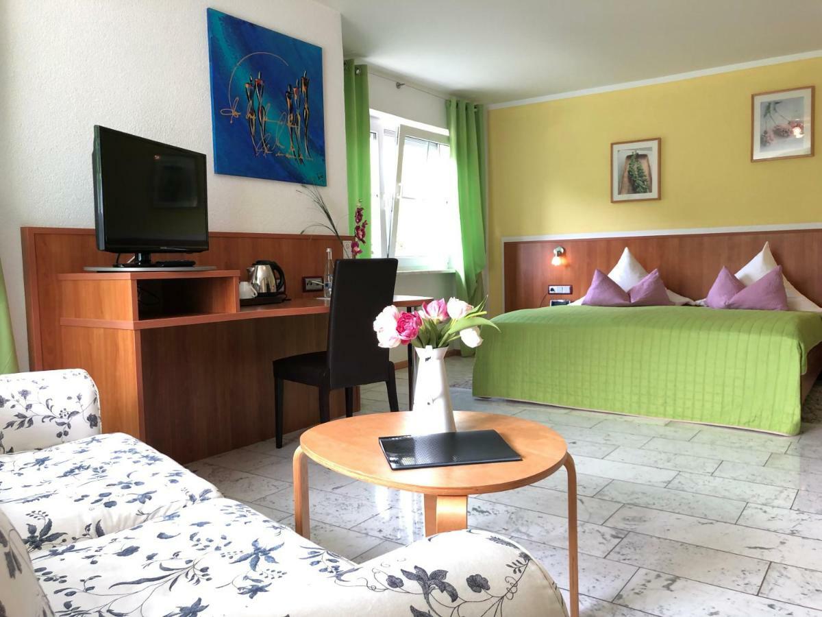 Hotel Muehleinsel Kenzingen Exteriör bild
