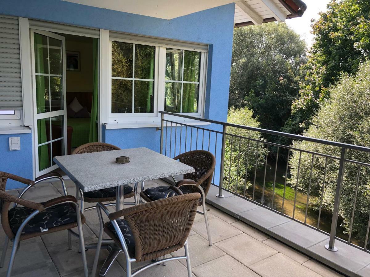 Hotel Muehleinsel Kenzingen Exteriör bild